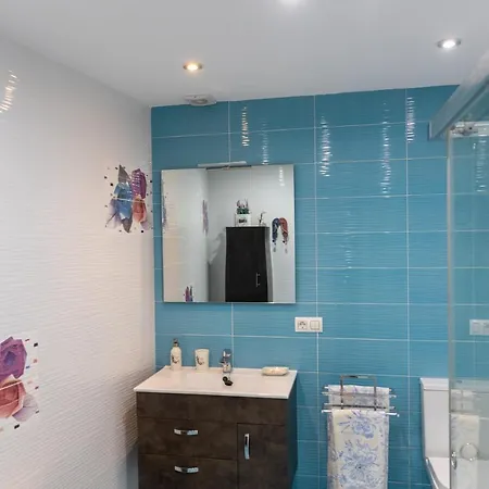 Puerto Deportivo Apartment *