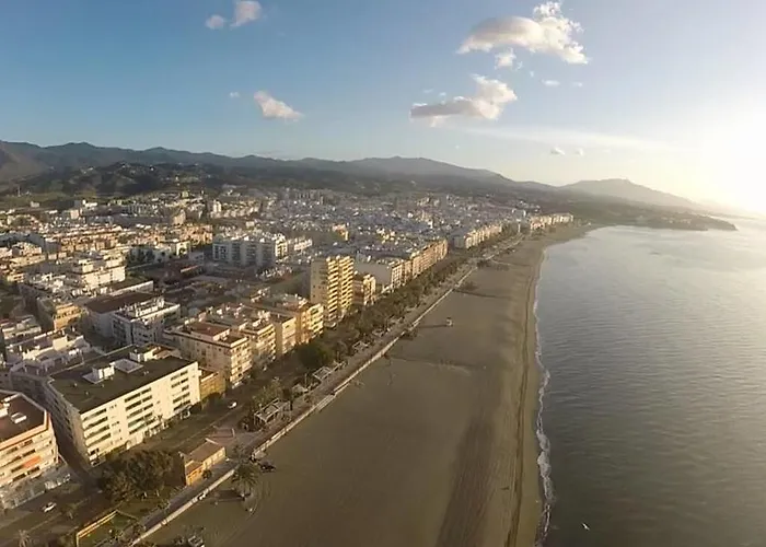 Puerto Deportivo Apartment *