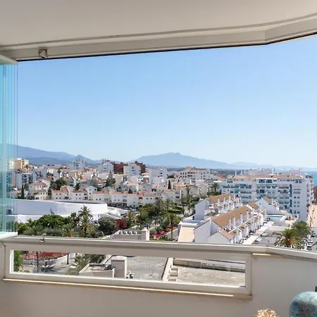 Puerto Deportivo アパート