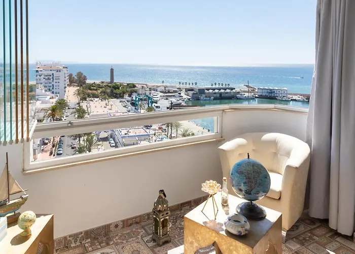 Puerto Deportivo דירה