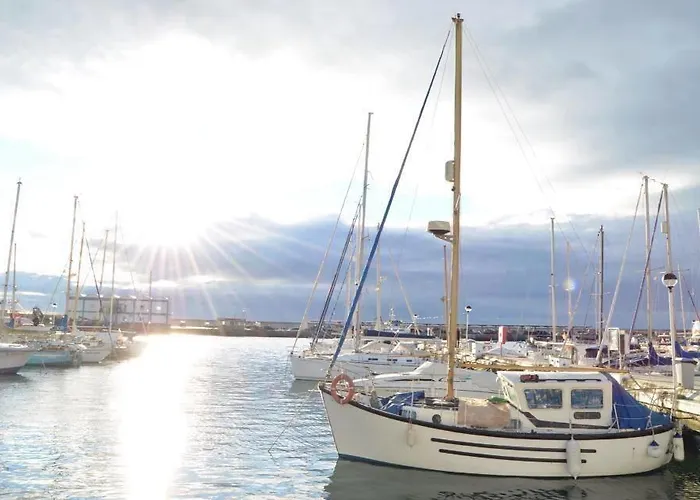 Puerto Deportivo Lejlighed *